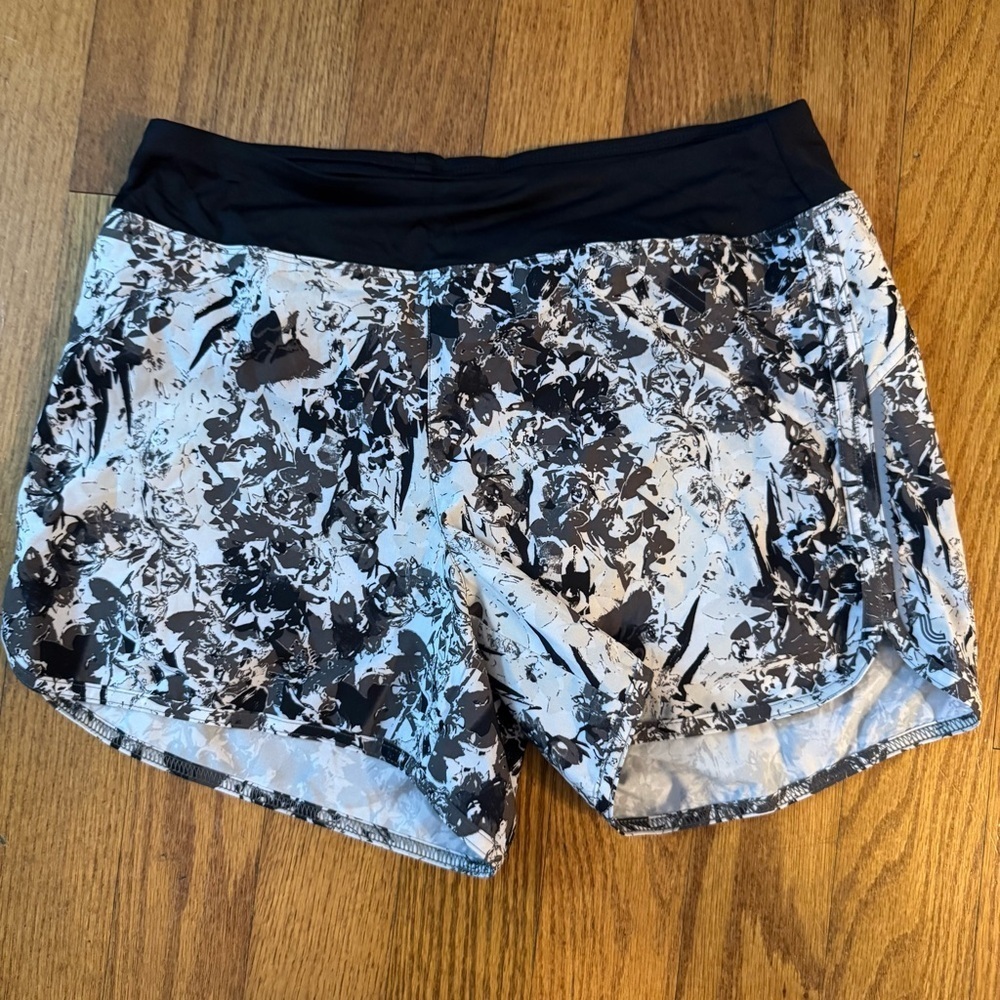 Lole Black and White Athletic Shorts Womens Size S